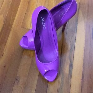 Patent Leather Fuchsia Platform heel